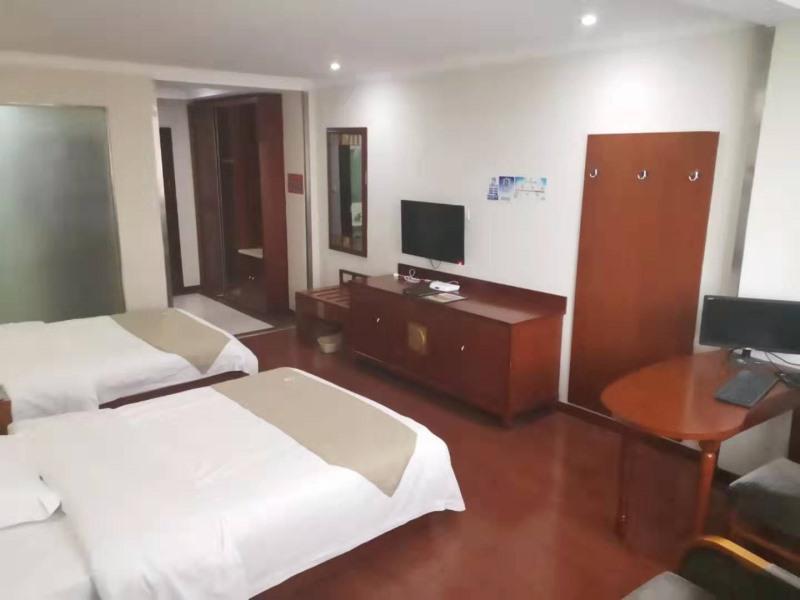 Greentree Inn Zhejiang Taizhou Tiantai Bus Station Express Hotel Екстер'єр фото