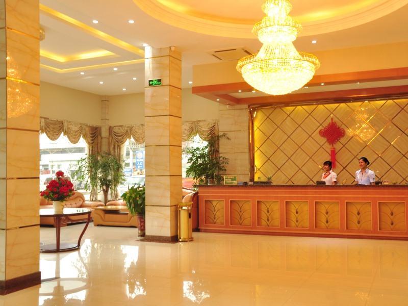 Greentree Inn Zhejiang Taizhou Tiantai Bus Station Express Hotel Екстер'єр фото