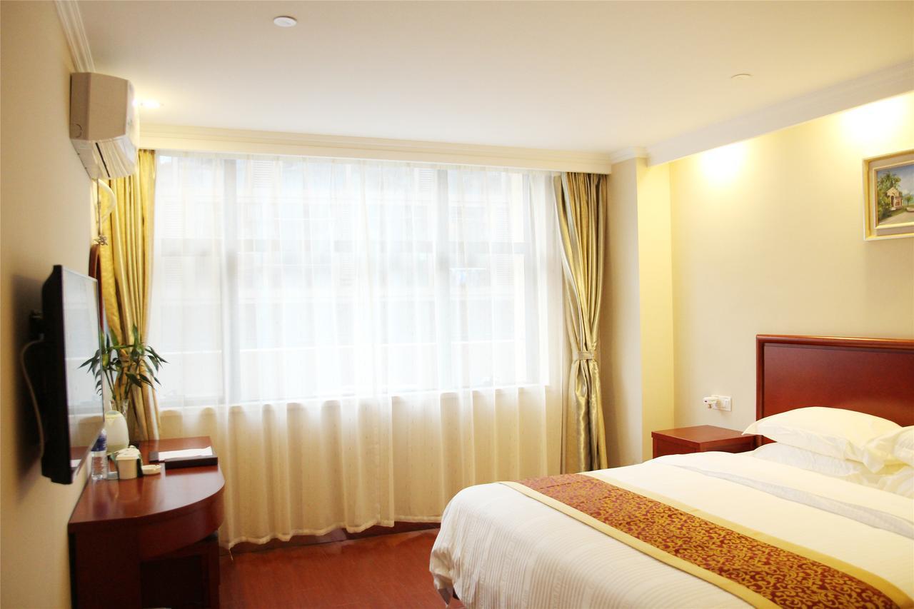 Greentree Inn Zhejiang Taizhou Tiantai Bus Station Express Hotel Екстер'єр фото