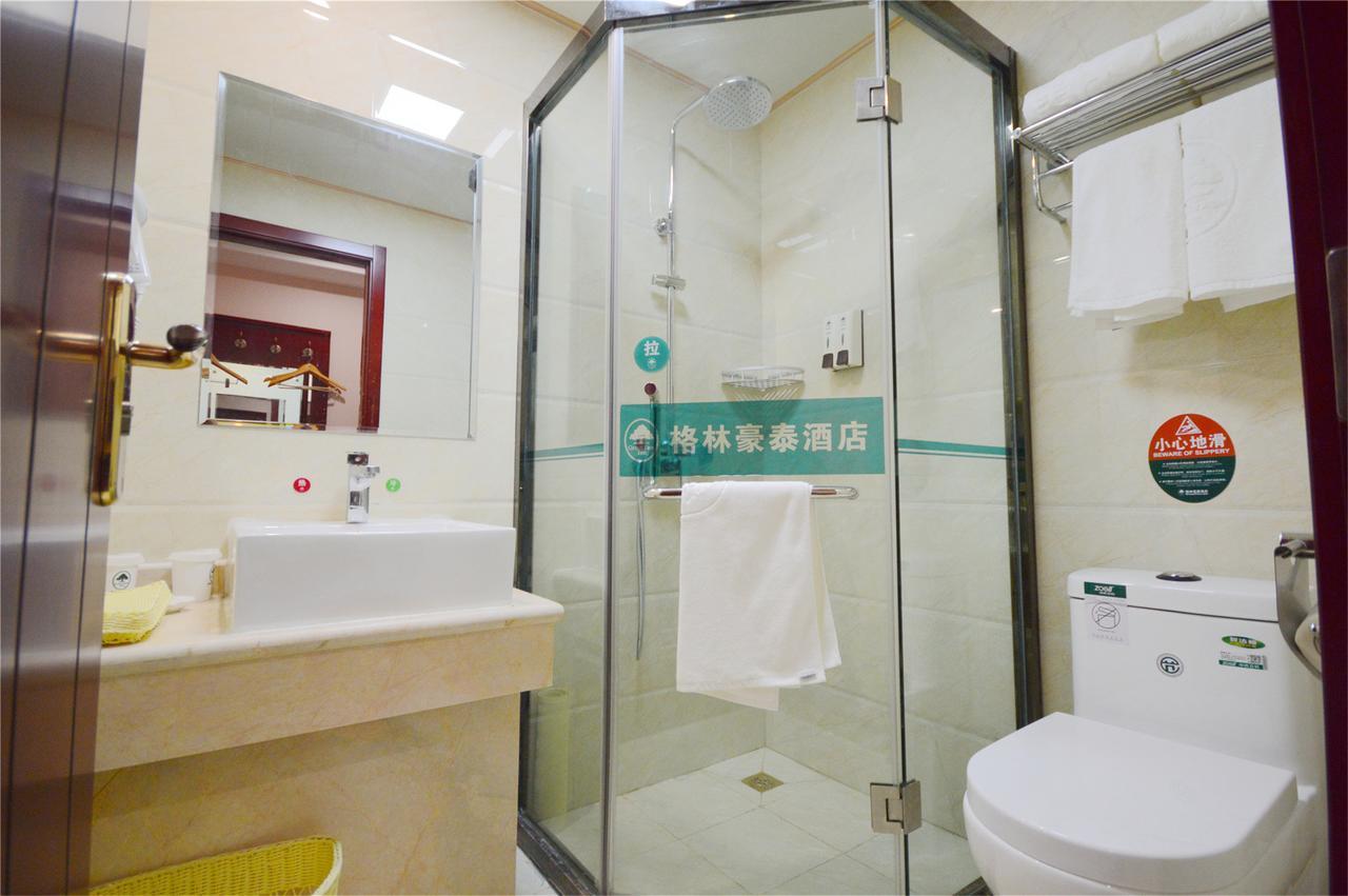 Greentree Inn Zhejiang Taizhou Tiantai Bus Station Express Hotel Екстер'єр фото