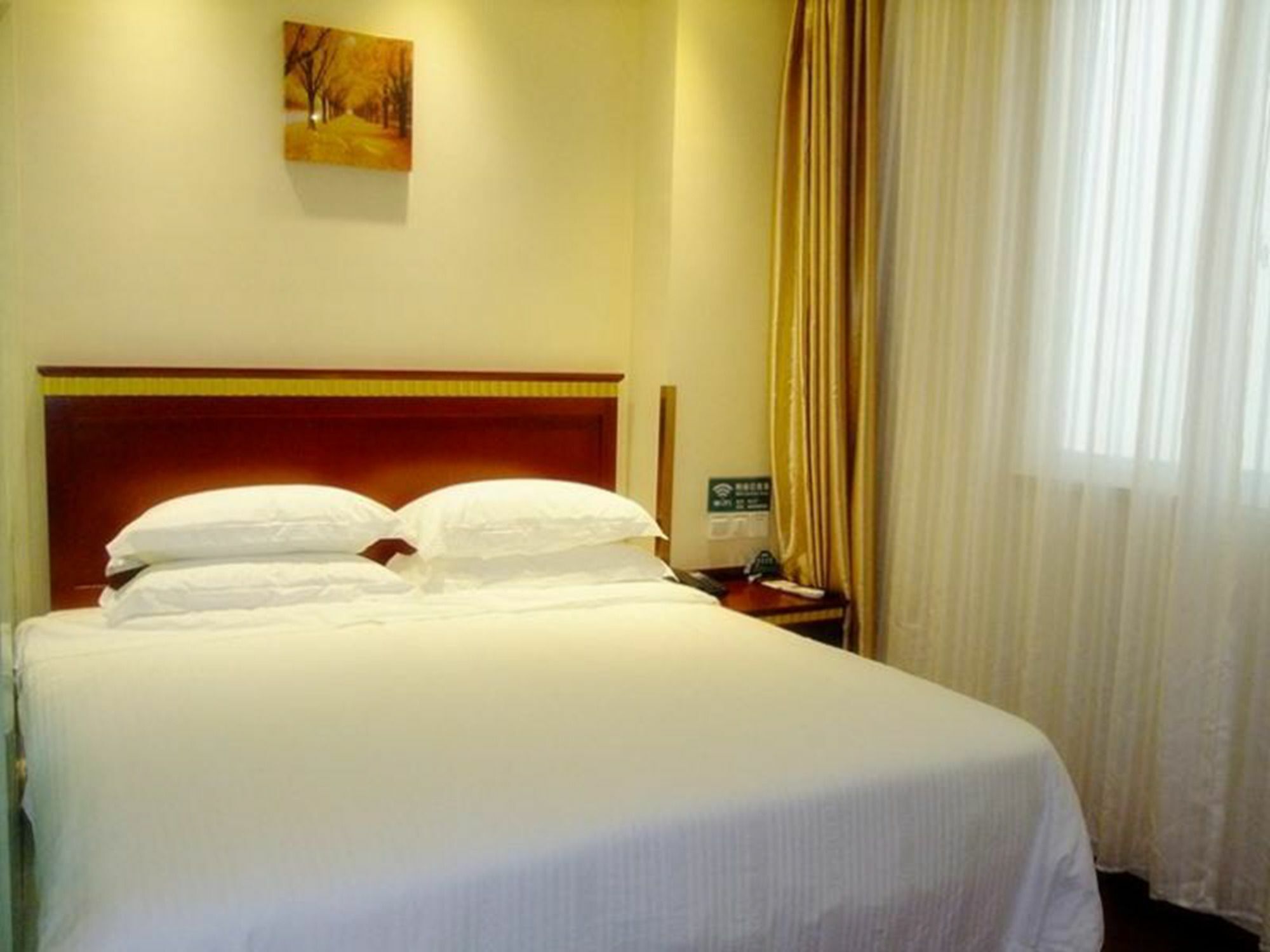Greentree Inn Zhejiang Taizhou Tiantai Bus Station Express Hotel Екстер'єр фото