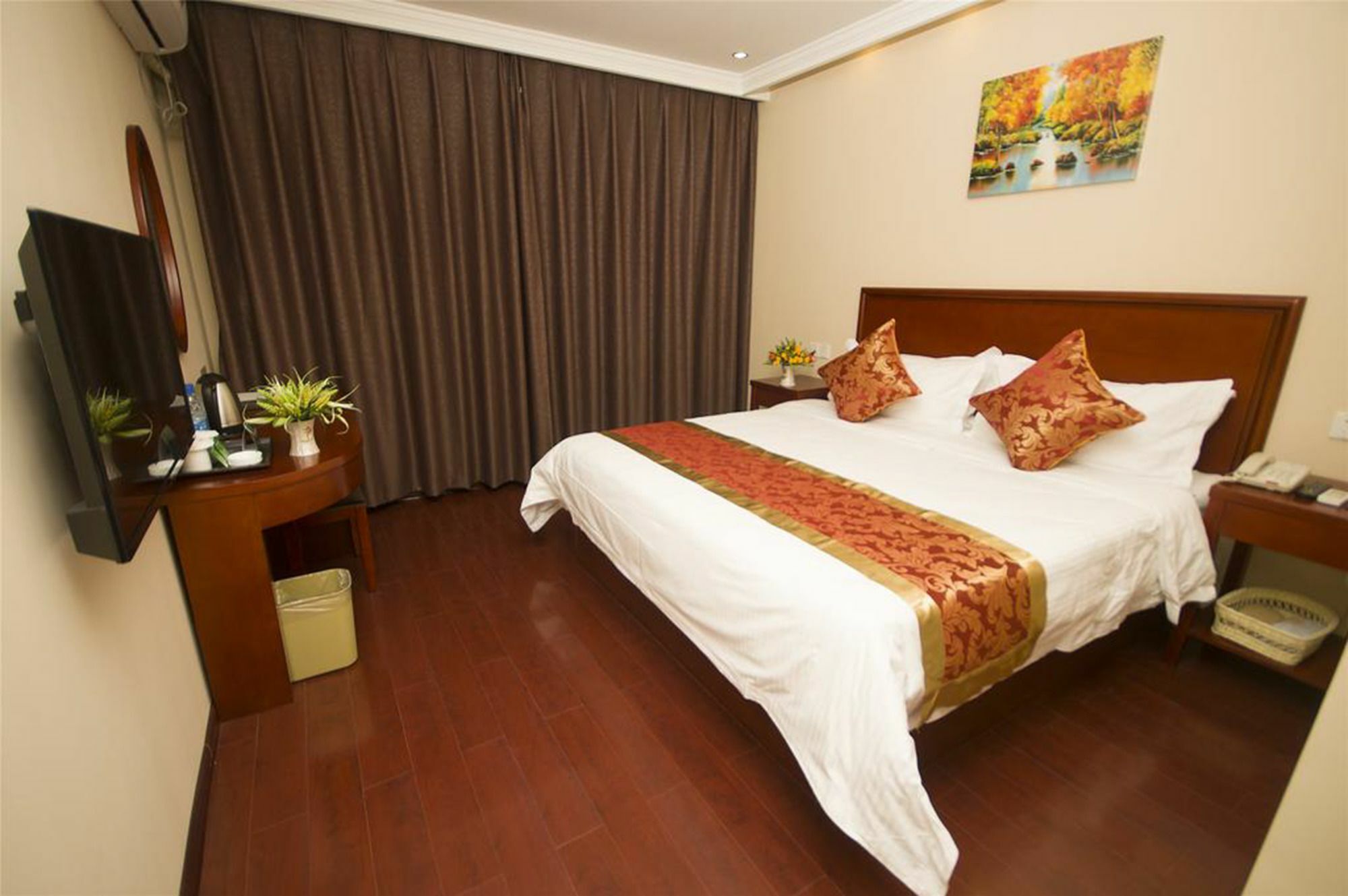 Greentree Inn Zhejiang Taizhou Tiantai Bus Station Express Hotel Екстер'єр фото